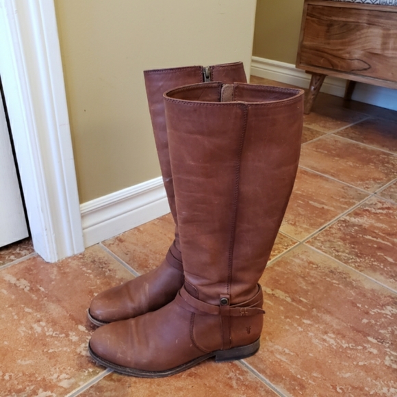 Frye boots 7 - Picture 2 of 9